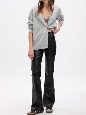 GAP 70s Flare High Rise Vegan Leather Pants Black 27